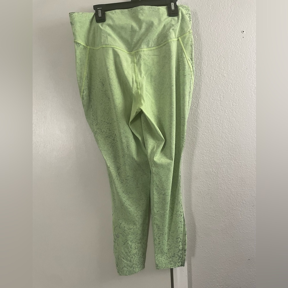 Lululemon Base Pace High-Rise Crop 23" - Picture 4 of 6